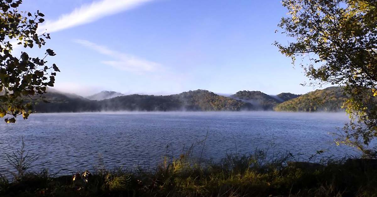 ee-lake.jpg